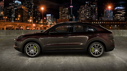 Porsche_Cayenne_Coupe_E-Hybrid_Litur-5