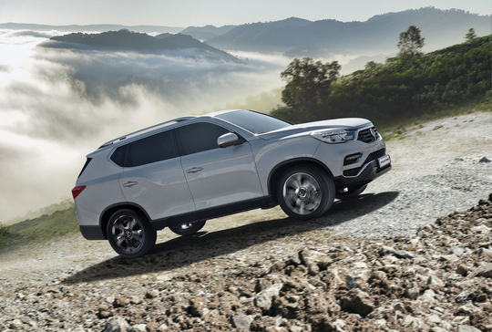 SsangYong_Rexton-38