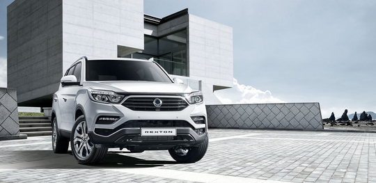 SsangYong_Rexton-47