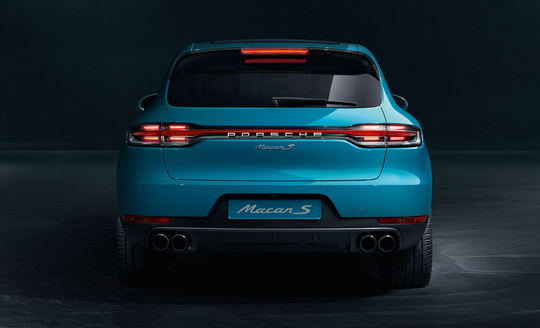 Porsche Macan S-11