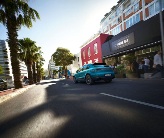 Porsche Macan S-23