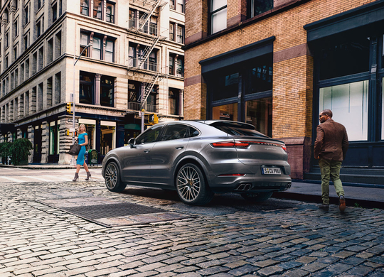 Porsche_Cayenne_Coupe_Turbo-19