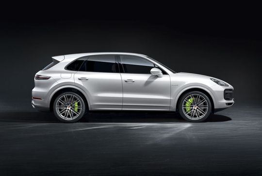 Cayenne Turbo S E-hybrid-6