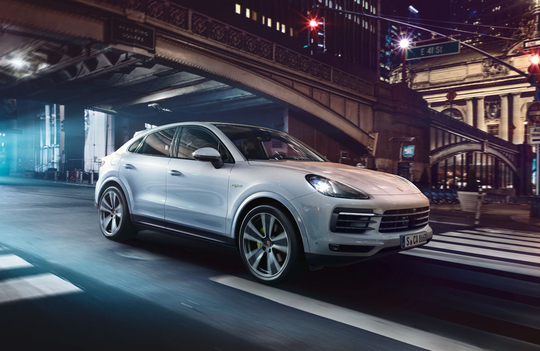 Porsche_Cayenne_Coupe_E-Hybrid-6